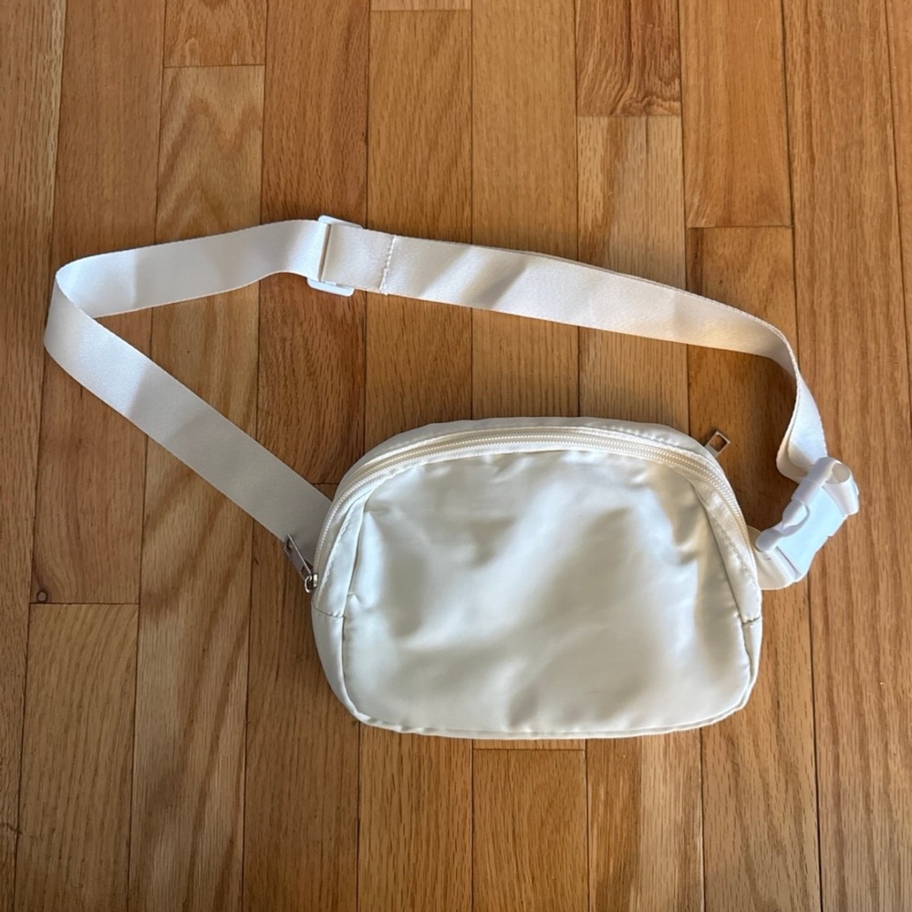 Minimal Cream Crossbody Belt Bag
